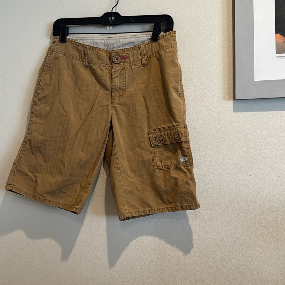 The North Face Women's Khaki Size 6 Long Shorts Hiking